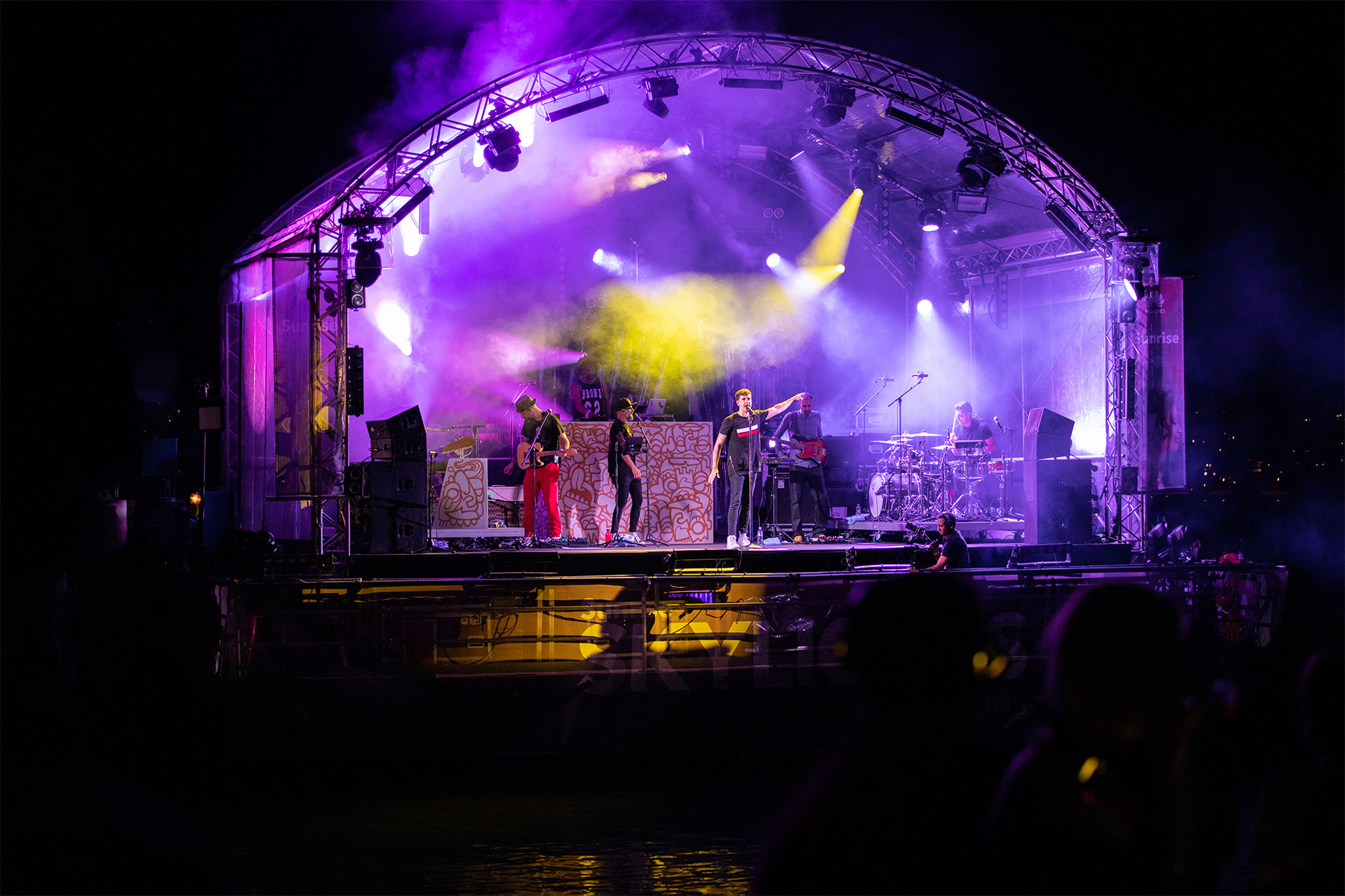 Sunrise − Skylights Zürisee Sessions